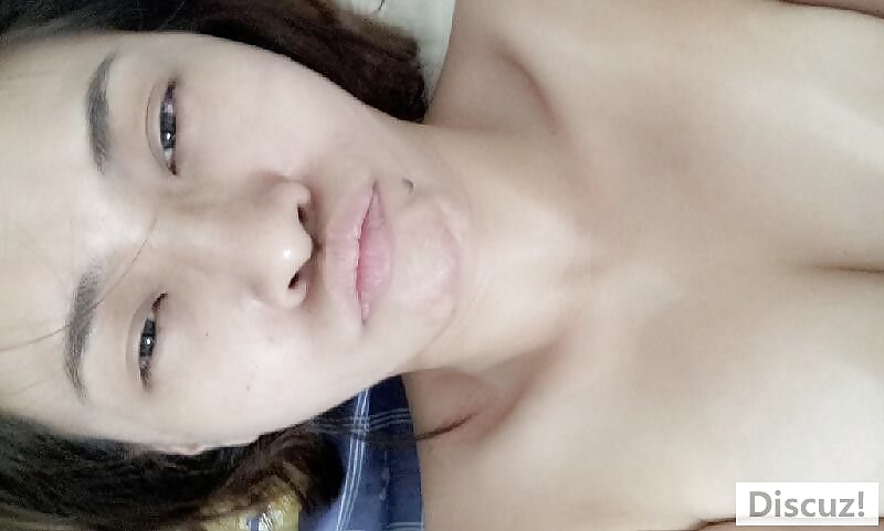 0182 asian selfie
 #40546269