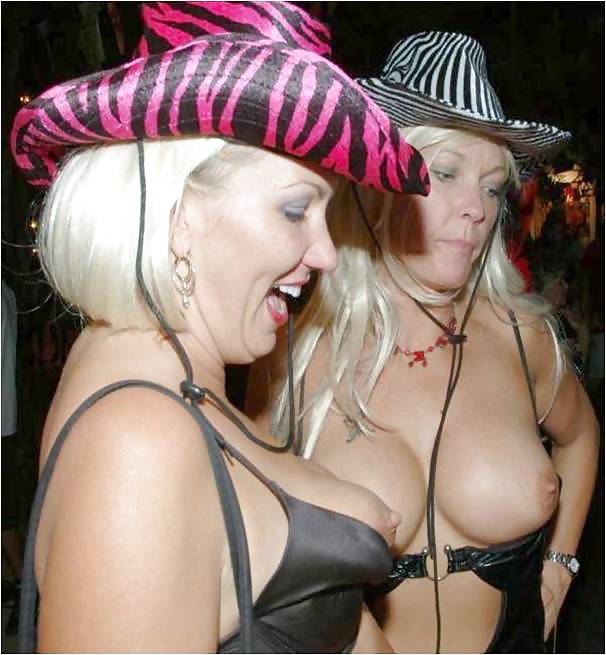 Gilfs Bodypainting Und Carnaval #25656405