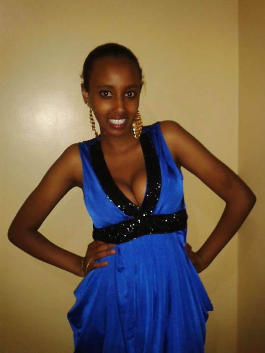 Kenyan girl: tazmine #23463154