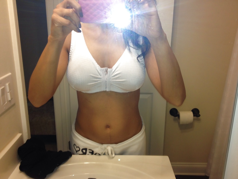 Veda Behfarshad #34406823