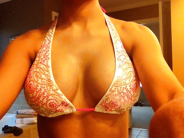 Veda Behfarshad #34406834