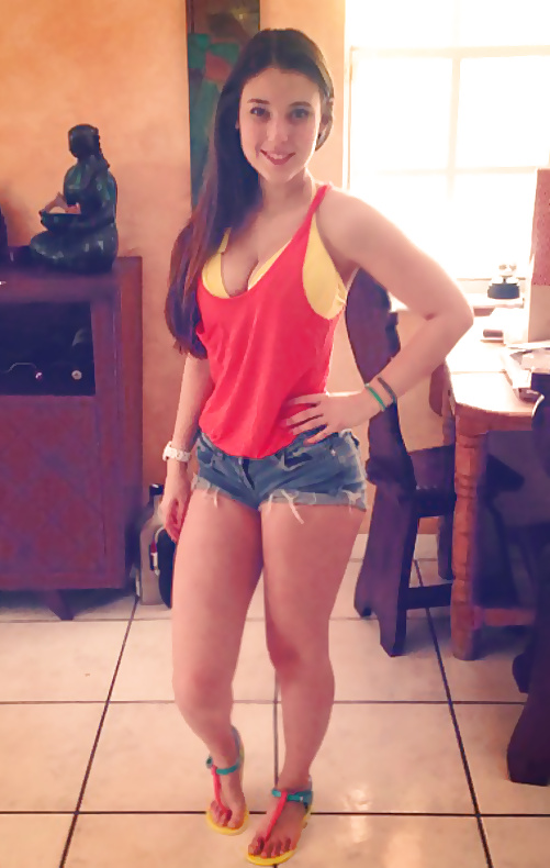Random nonnude #37307276