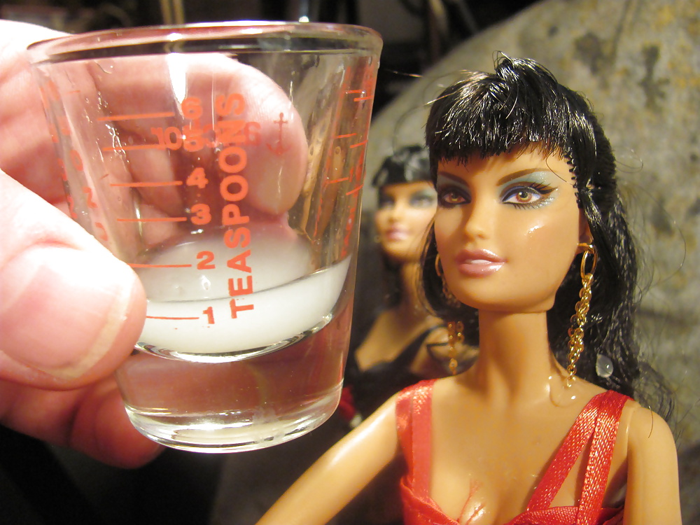 BBBdoll Sarah Twain ShotGlass #29687711