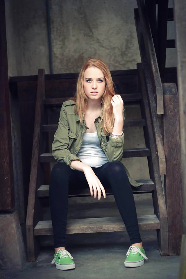 Adolescentes
 #27077314