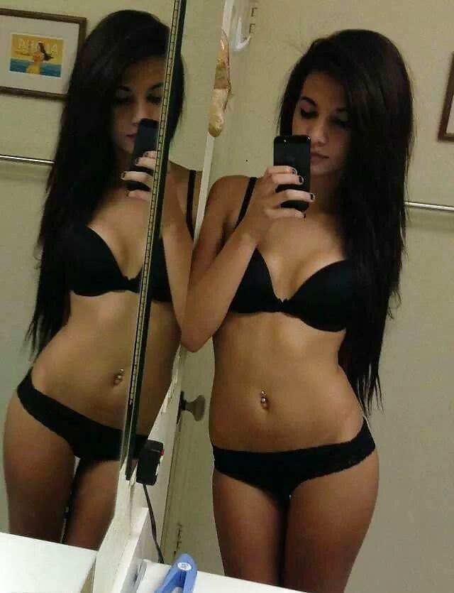 Adolescentes
 #27077345