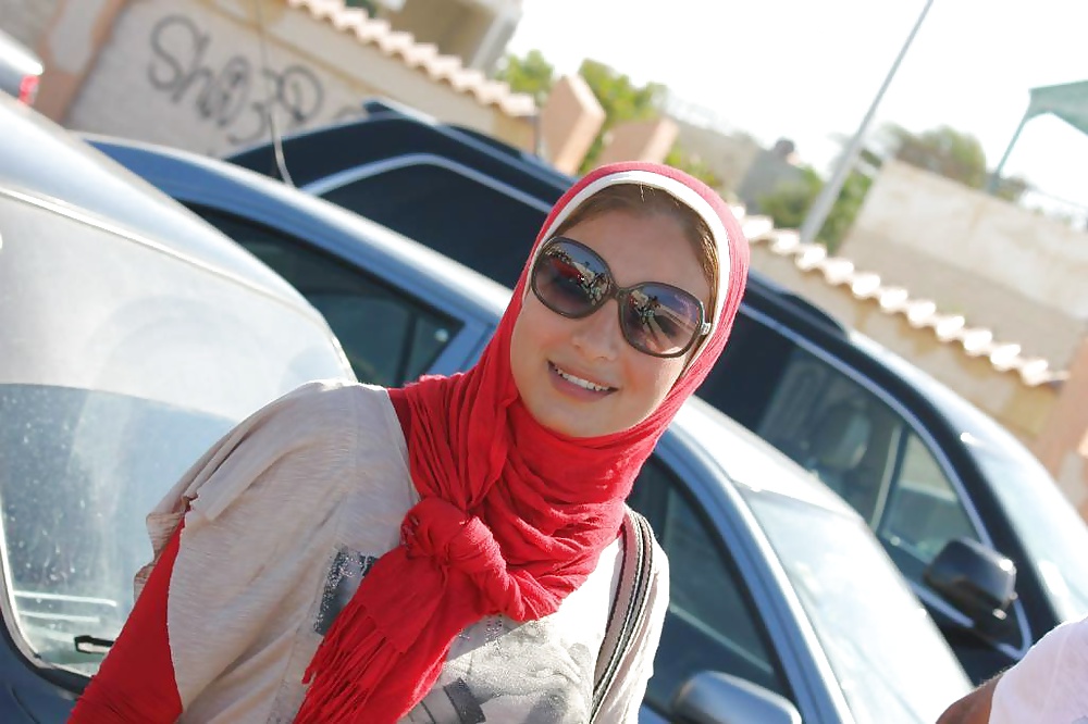 Arab Girls of Alexandria  #29121782
