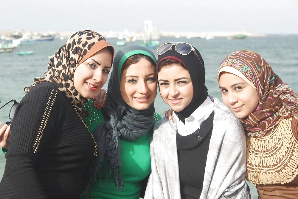 Chicas árabes de Alejandría 
 #29121841