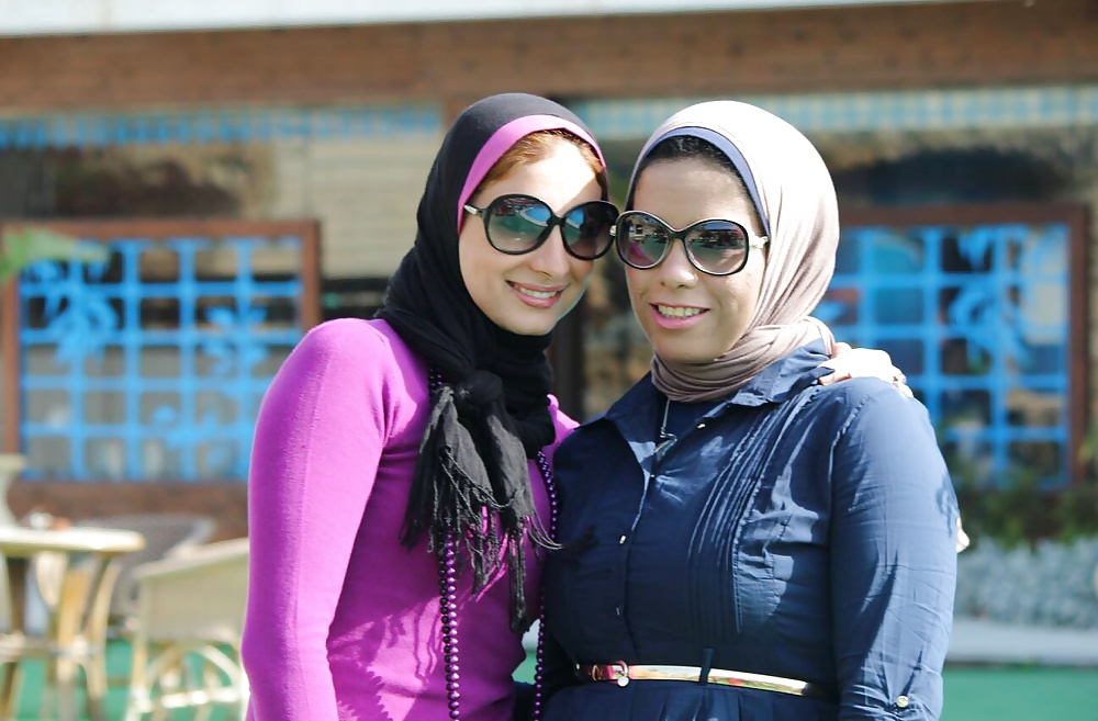 Arab Girls of Alexandria  #29121864