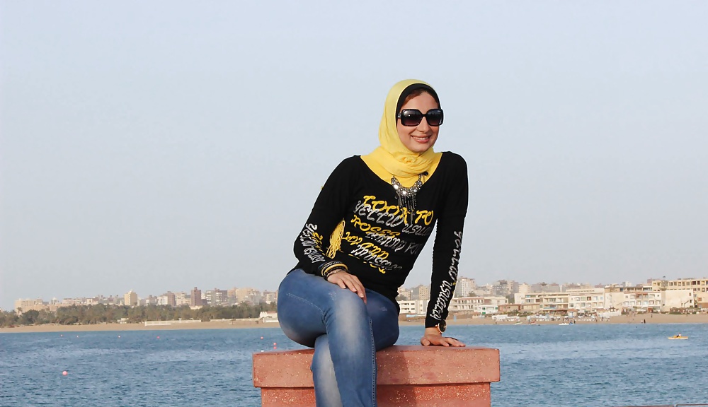 Arab Girls of Alexandria  #29121919