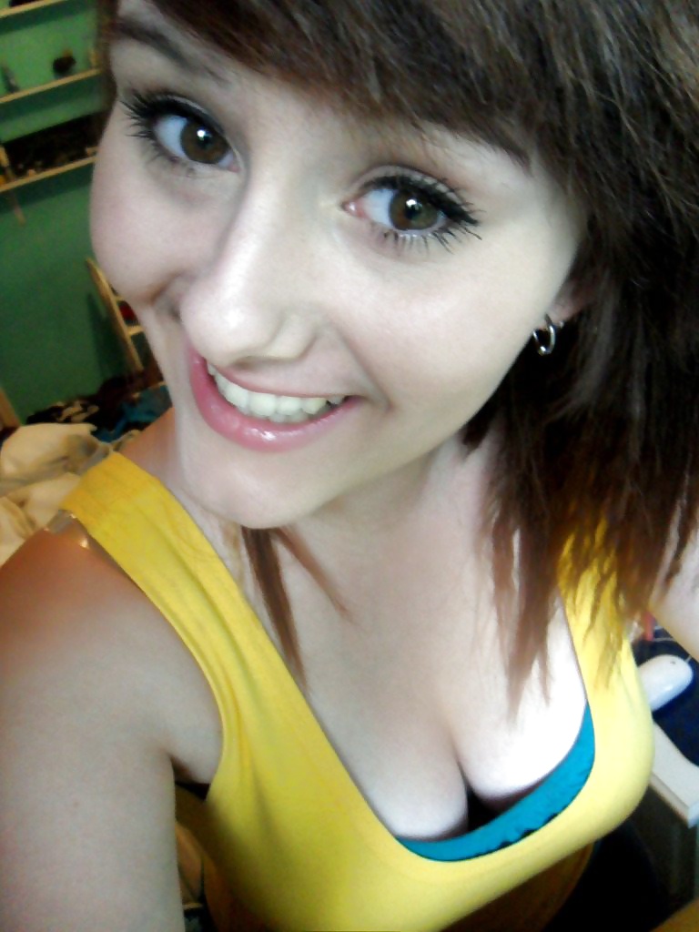 女の子 5
 #32319500