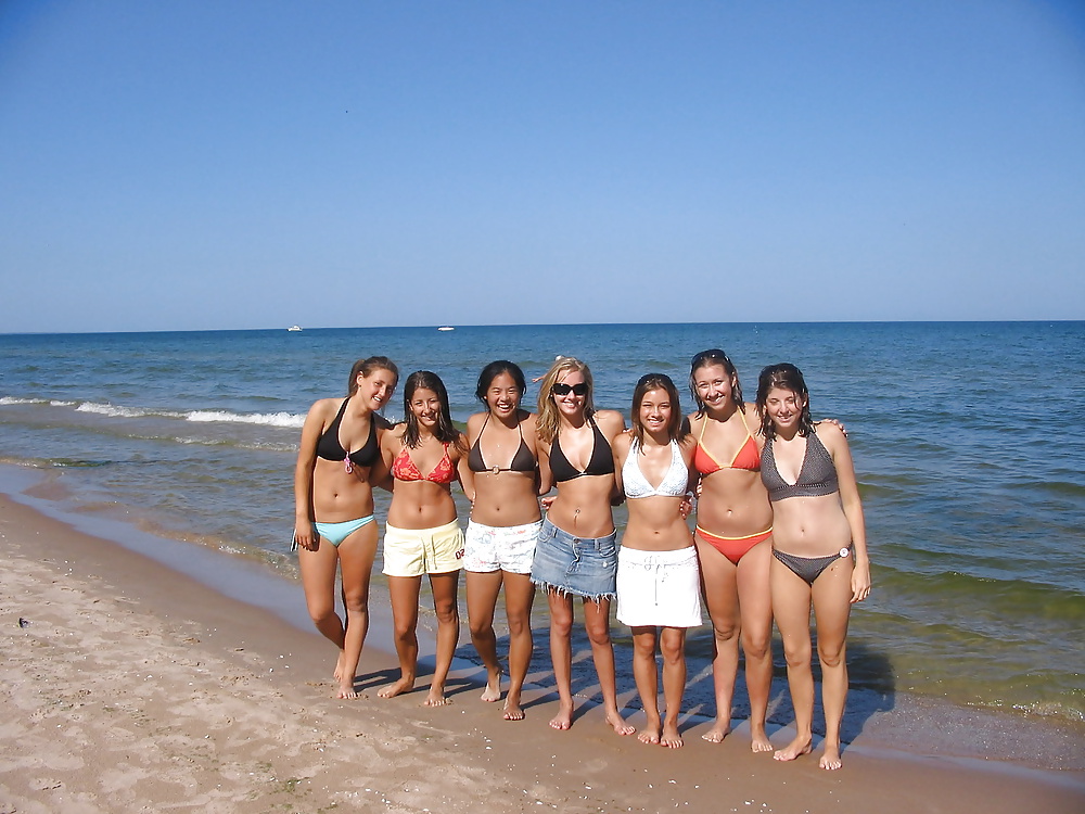 女の子 5
 #32319541