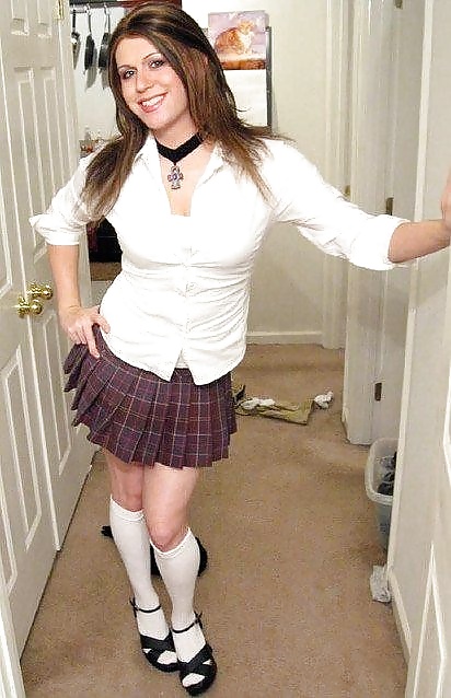 Crossdressers: 150 #27909493