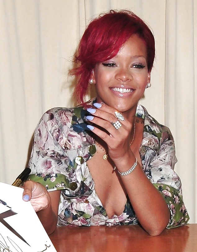 Rihanna mega collection 11 #27619733