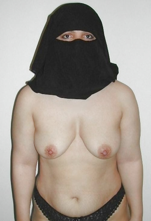 Árabe amateur musulmana beurette hijab bnat gran culo vol.7
 #23249471
