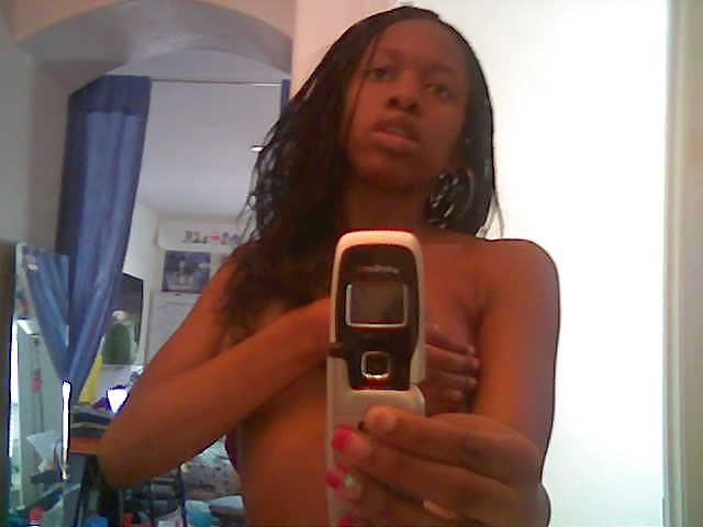 Selfshot 7 #37899269