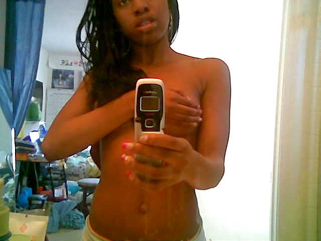 Selfshot 7 #37899280