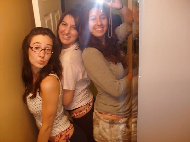 Selfshot 7 #37899394