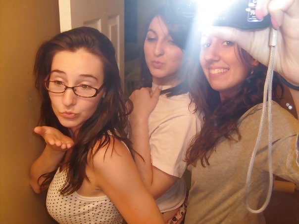 Selfshot 7 #37899397
