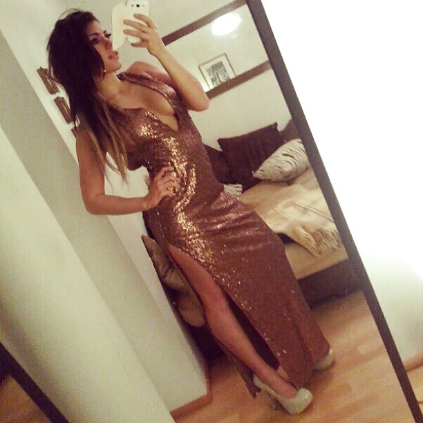 Flashing some leg :P pt2 #35725006