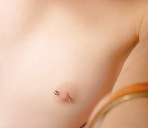 Piercing nipple #25689093