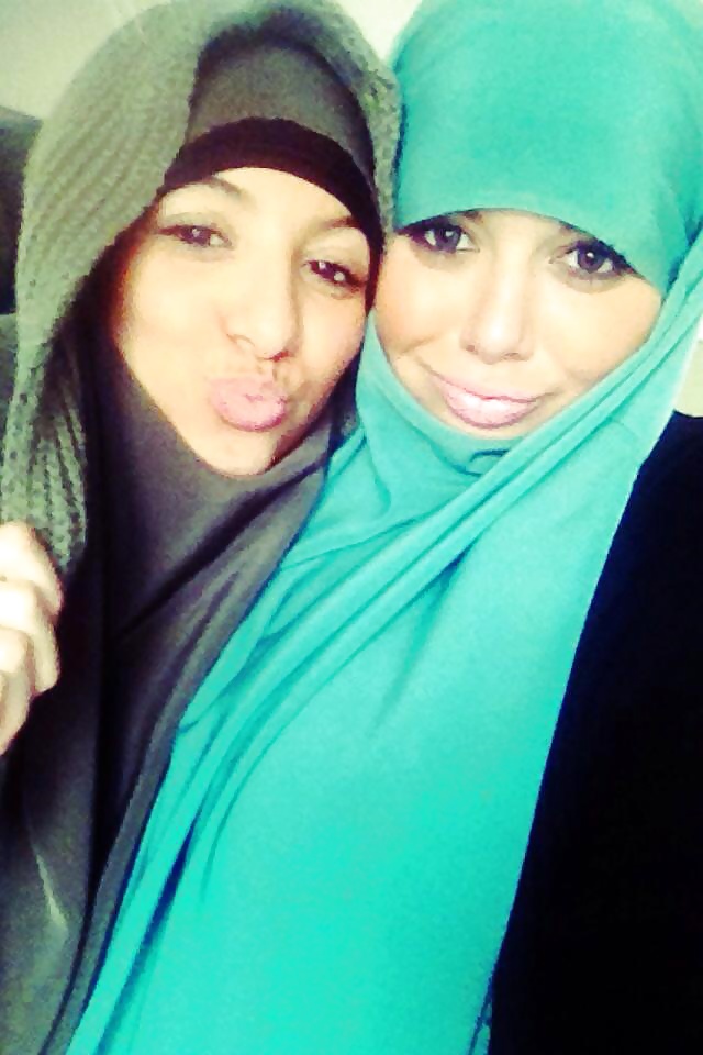 2 Beurette Landangriff Hijab #28681744