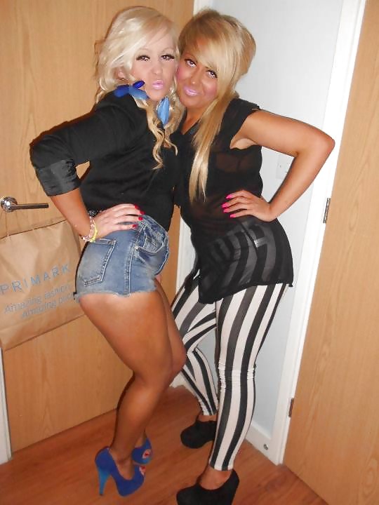 ¡Bola de vaciar los adolescentes!
 #35676652