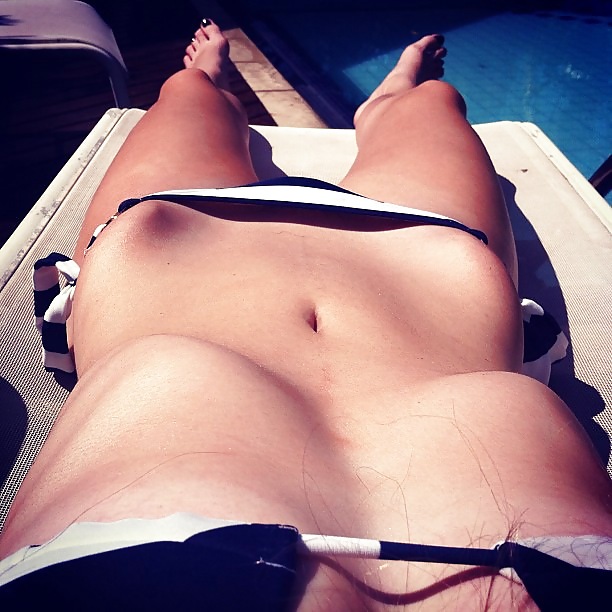 Puentes en bikini
 #26162047