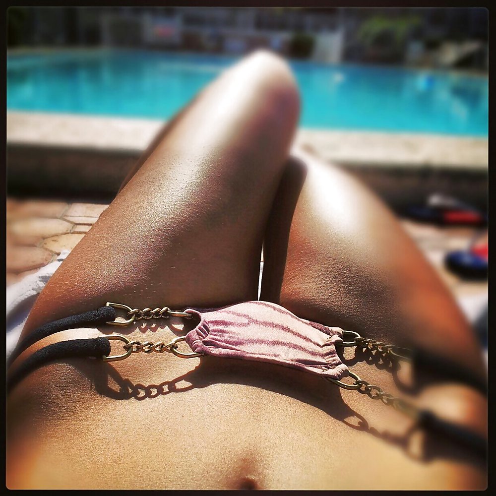 Puentes en bikini
 #26162095