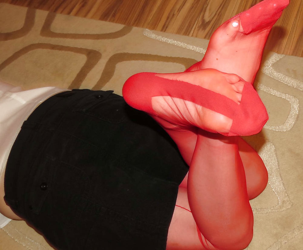 Rojo rht nylons and heels
 #26097979