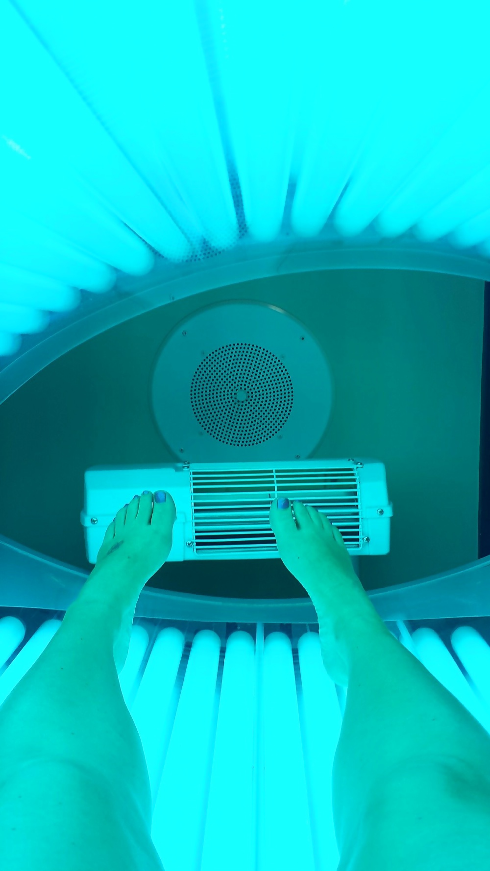 Tanning bed feet #30389993