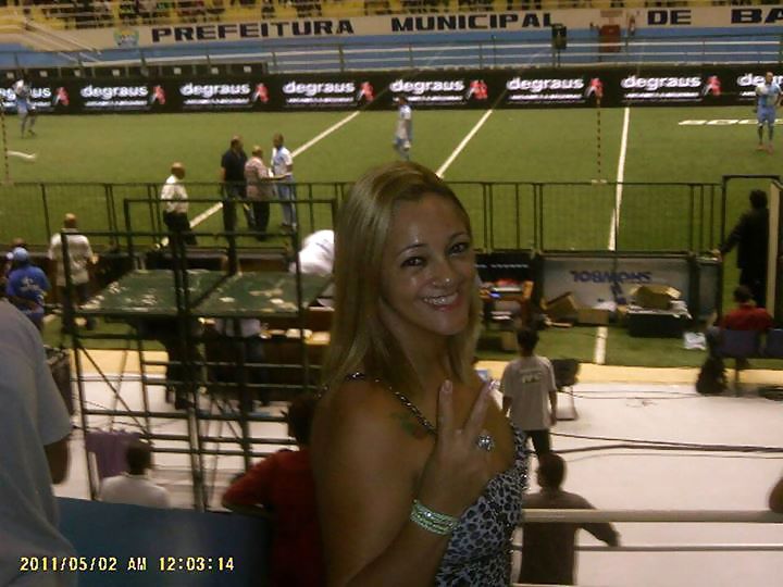 暴露された妻-アパレシーダ
 #37760696