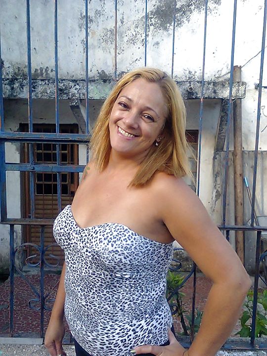 暴露された妻-アパレシーダ
 #37760733