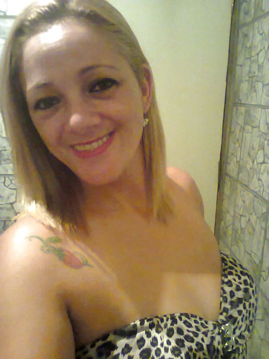 暴露された妻-アパレシーダ
 #37760765