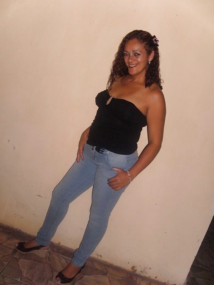 暴露された妻-アパレシーダ
 #37760825