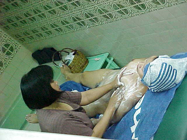 Massaggio indonesiano (foto di telecamere nascoste)
 #38007560
