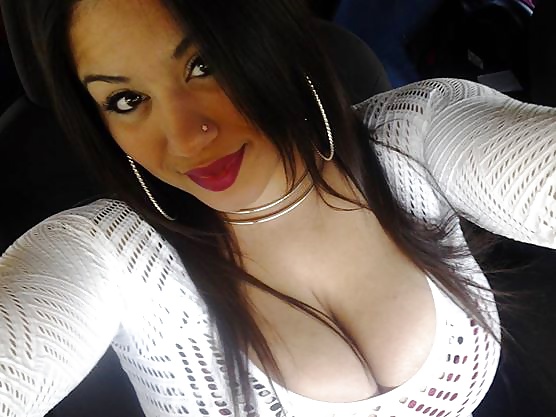 Fb selfies with cleavage #31202114