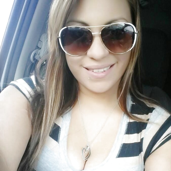 Fb selfies with cleavage #31202124