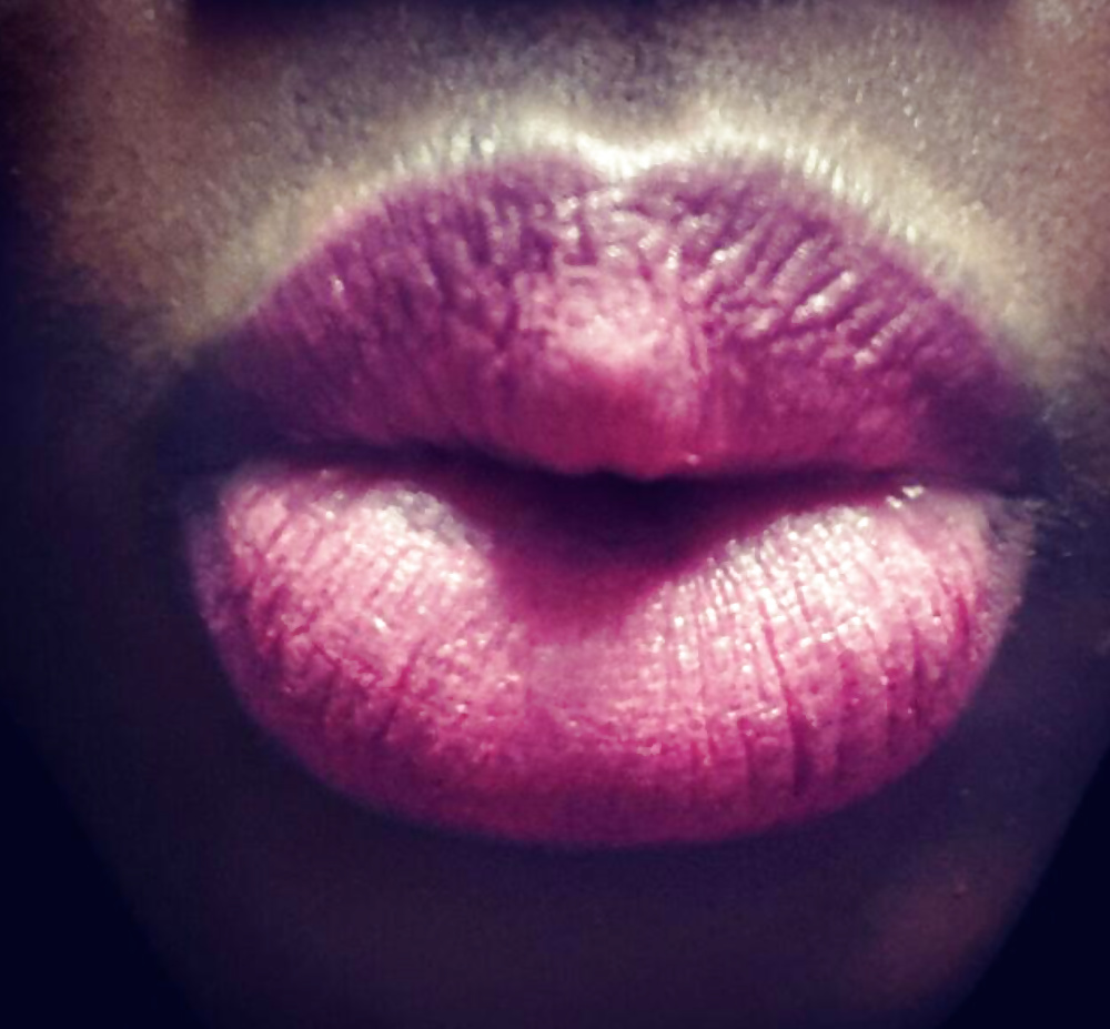 Chupapollas labios slutter
 #31570319