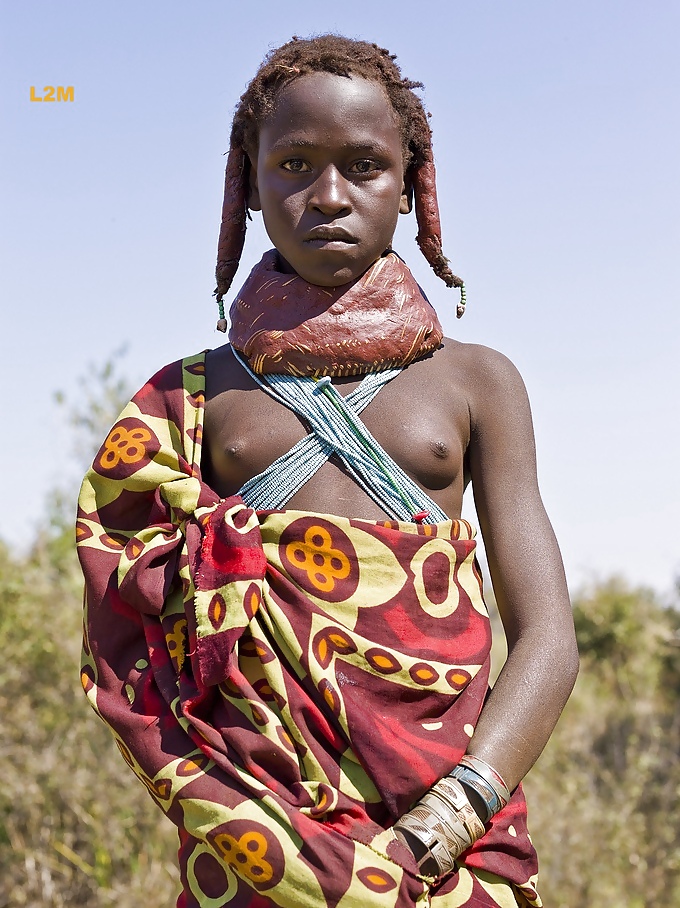 Exotische Afrikanische Stammes-Schönheiten #23490691