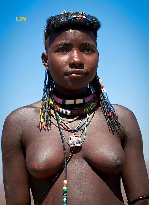 Exóticas bellezas tribales africanas 
 #23490749