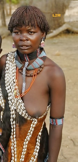 Exóticas bellezas tribales africanas 
 #23491239