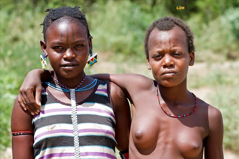 Exóticas bellezas tribales africanas 
 #23491272