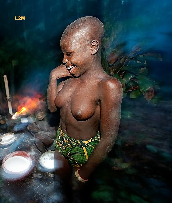 Exóticas bellezas tribales africanas 
 #23491345