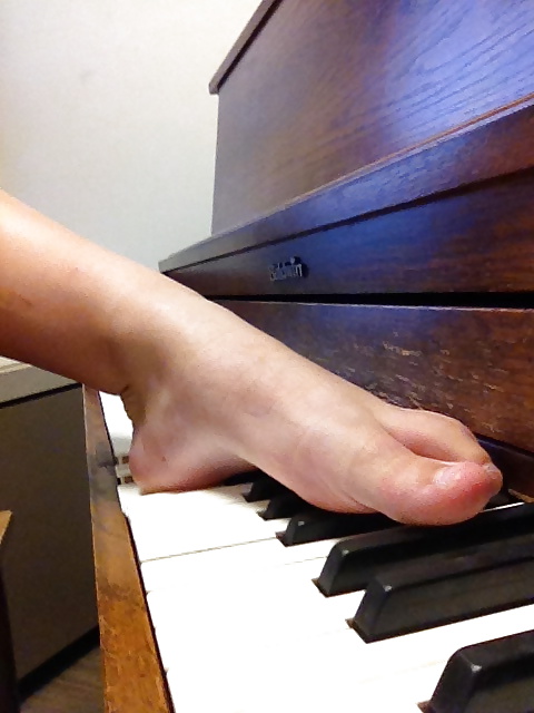 Piano walk
 #39596730