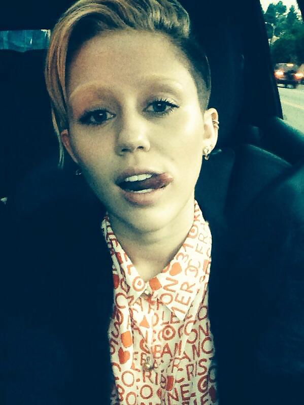 Nov22 top 25 random A #23081410