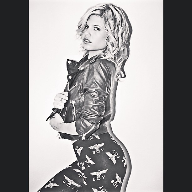 Chanel west coast
 #23332749