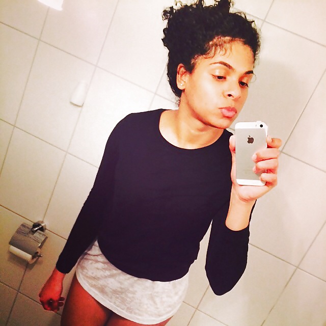 Freundinnen gerne kommentieren 
 #29940535