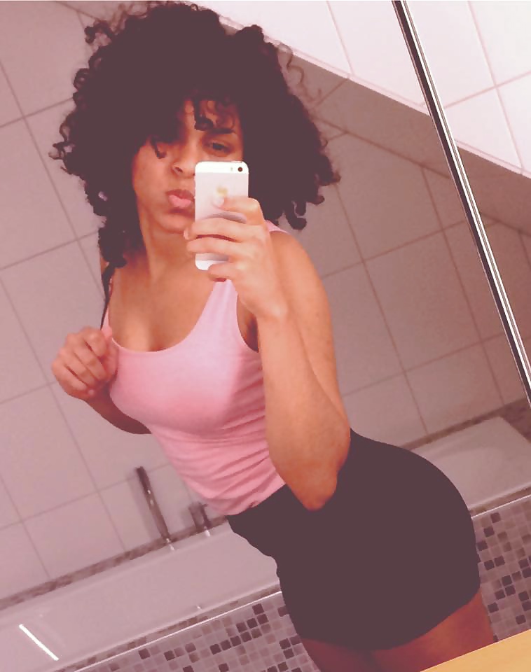 Freundinnen gerne kommentieren 
 #29940640