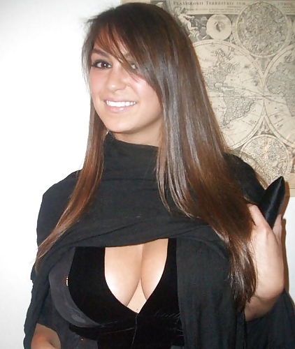 Nice cleavage! #35304230