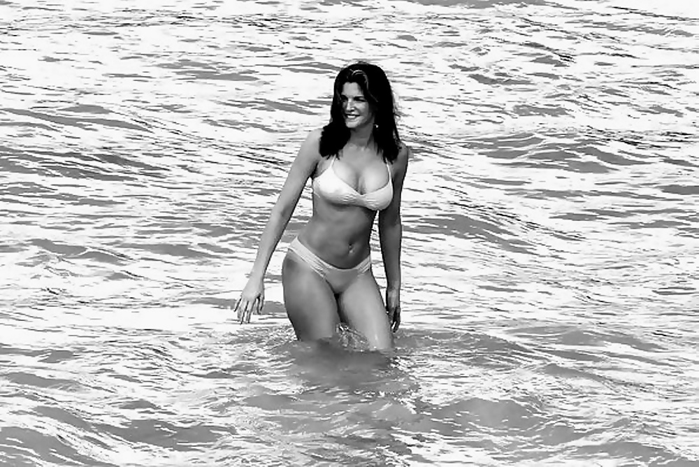 Amazing Stephanie Seymour #29706893